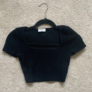 Babaton Black Ribbed Crop Top S